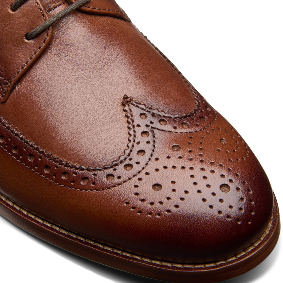 Clarks - Craft James Tip - Mid Tan - Shoes
