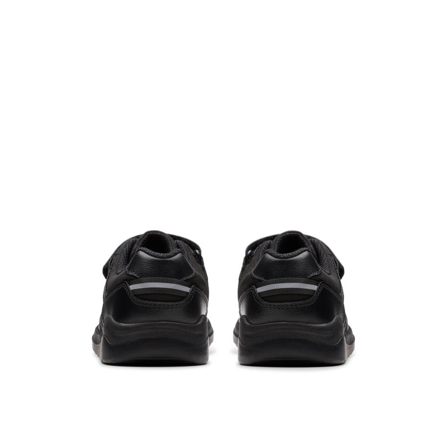 Clarks - Daze Kick K - Black Leather  - School Shoes