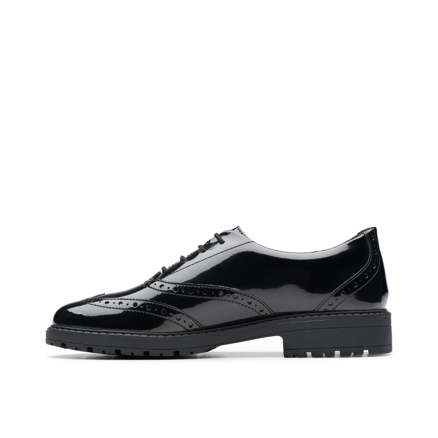Clarks - Loxham Brogue Y - Black Patent  - School Shoes