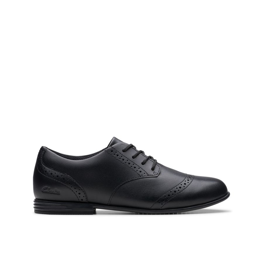 Clarks - FinjaBrogue O. - Black Leather - School Shoes