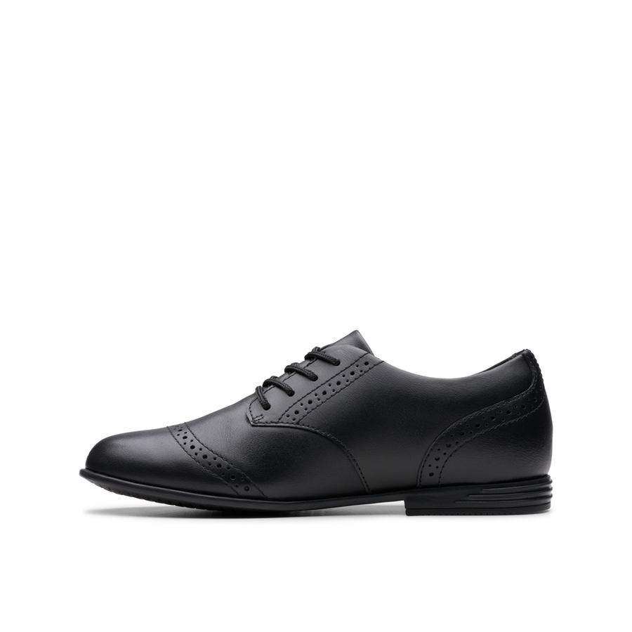 Clarks - FinjaBrogue O. - Black Leather - School Shoes