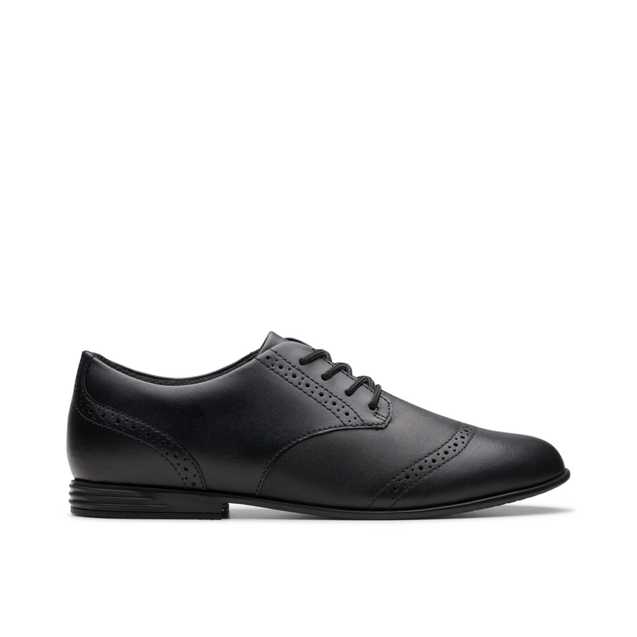 Clarks - FinjaBrogue Y. - Black Leather - School Shoes