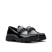 Clarks - Evyn Walk Y. - Black Patent - School Shoes