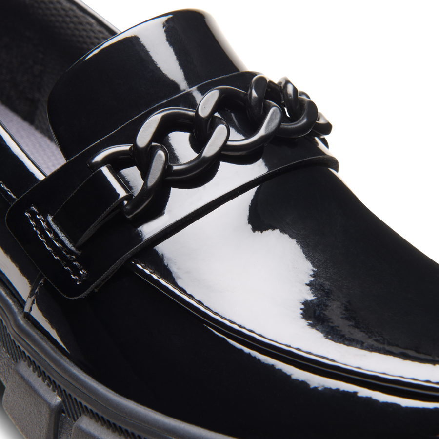 Clarks - Evyn Walk Y. - Black Patent - School Shoes