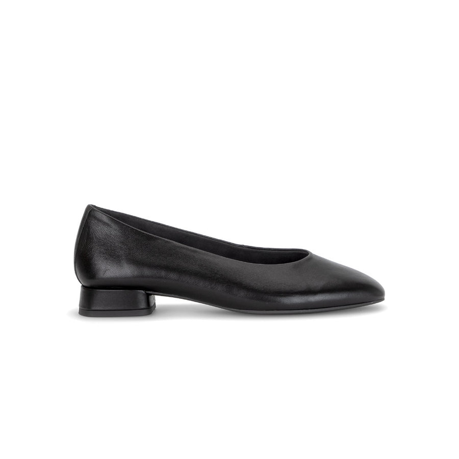 Gabor - Identify - 3020.01.001 - Black - Shoes
