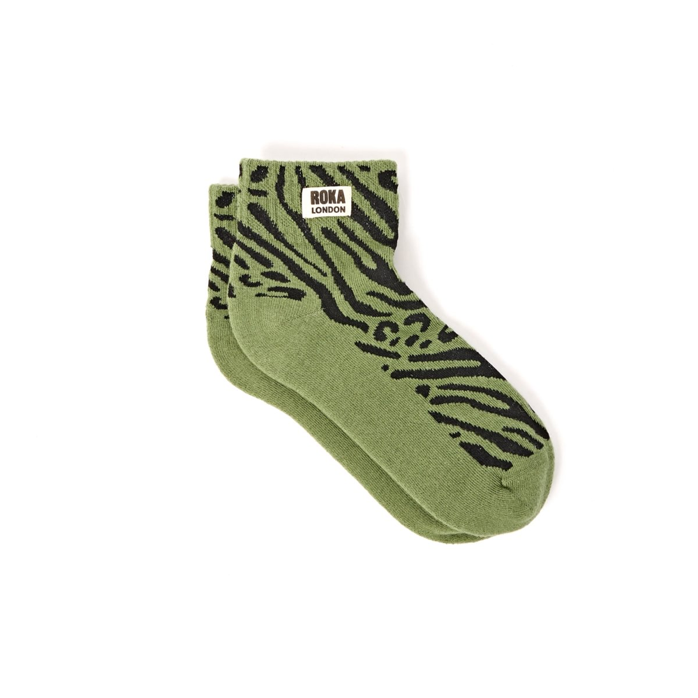 Roka - Wembley Ankle Socks for Women in Mixed Animal Artichoke Organic Cotton