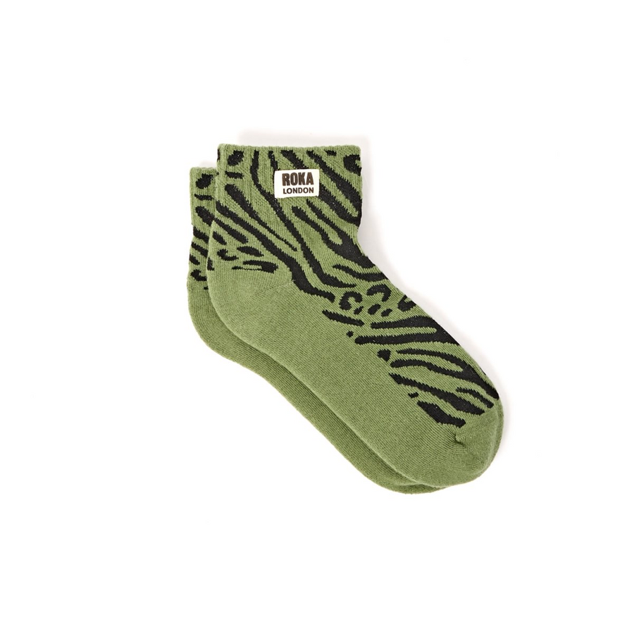 Roka - Wembley Ankle Socks for Women in Mixed Animal Artichoke Organic Cotton